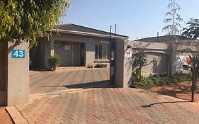 Yana Bed & Breakfast Gaborone Exterior photo