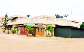 Residences La Fourmi Lomé Exterior photo