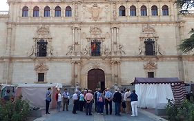 Casa De Huespedes Con Encanto El Sueno Del Quijote Alcalá de Henares Exterior photo