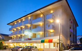 Hotel Augusta Caorle Exterior photo