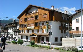 Hotel Nevada San Vito di Cadore Exterior photo