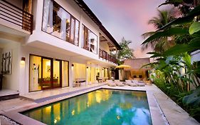 The Royal Palm Villa Ubud Exterior photo