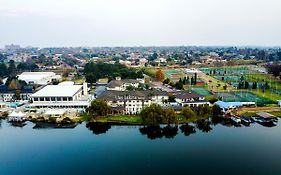 The Lakes Hotel & Conference Centre Benoni Exterior photo