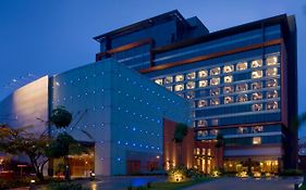 The Oterra Hotel Bengaluru Exterior photo
