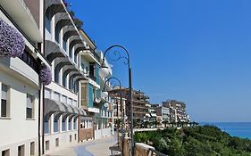 Hotel Ideale Ortona Exterior photo