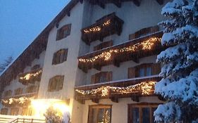 Hotel Lares Folgaria Exterior photo