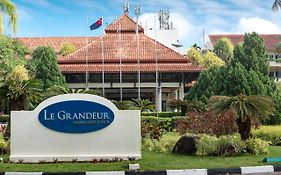 Le Grandeur Palm Resort Johor Kulai Exterior photo