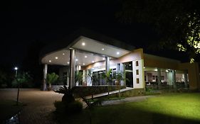 Twangale Resort & Spa Lusaka Exterior photo