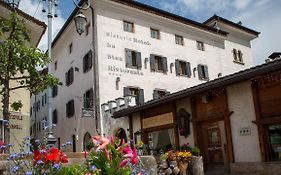 Historic Hotel Ristorante La Stua Cavalese Exterior photo