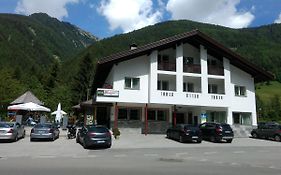 Gasthof Kreuzwirt Hotel San Giacomo  Exterior photo