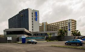 Radisson Blu Okoume Palace Hotel, Libreville Exterior photo