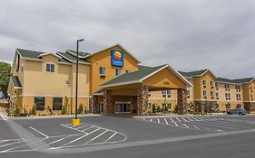 Comfort Inn & Suites Vernal - National Monument Area Exterior photo