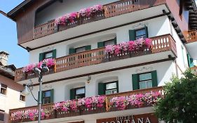 Hotel Montana Cortina dʼAmpezzo Exterior photo