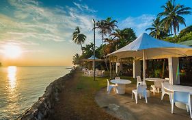 Madang Resort Exterior photo