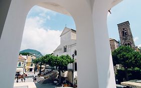 Ravello In Hotel Exterior photo