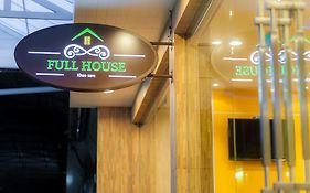 Full House Hotel Bangkok Exterior photo