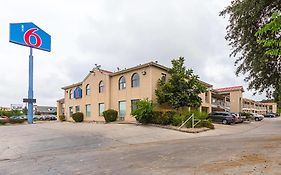 Motel 6-San Antonio, Tx - Fiesta Trails Exterior photo