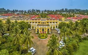 The Lalit Golf & Spa Resort Goa Kanakona Exterior photo