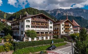 Astor Suites B&B Selva di Val Gardena Exterior photo