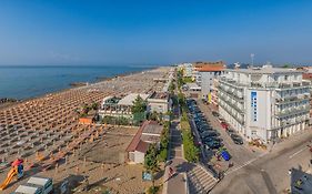 Hotel Austria Caorle Exterior photo