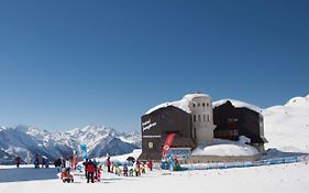 Hotel Jungfrau Fiesch Exterior photo