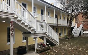 Haunted Hotel New Orleans  Exterior photo