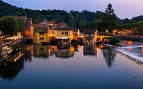 Le Finestre Su Borghetto Hotel Valeggio sul Mincio Exterior photo