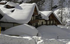 Residence Dei Walser Gressoney-la-Trinité Exterior photo