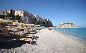 Le Roccette Mare Beach Hotel & Restaurant Tropea Exterior photo