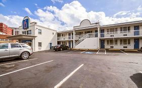 Motel 6-Washington, Dc - Convention Center Exterior photo