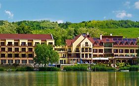 Tó Wellness Hotel Bánk Exterior photo