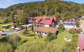 Hotel & Gasthof Zur Linde Kipfenberg Exterior photo