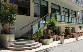 Hotel Chic Cattolica Exterior photo