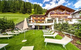 Hotel Muliac Selva di Val Gardena Exterior photo