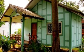 Chawlay Resort Lipe-sziget Exterior photo