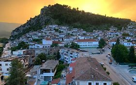 Merko Hotel Berat Exterior photo