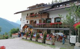 Hotel Il Cardo San Vito di Cadore Exterior photo