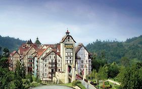 Colmar Tropicale Hotel Bukit Tinggi Exterior photo