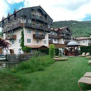 Alpen Hotel Eghel Folgaria Exterior photo