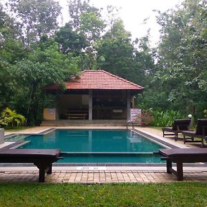 Refresh Cabana Gardens Villa Kataragama Exterior photo