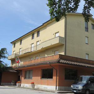 Hotel Ostello Settecolli Sport Filottrano Exterior photo