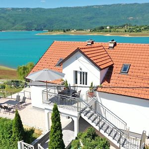 Apartmani Markesic Ramsko Jezero Prozor Exterior photo