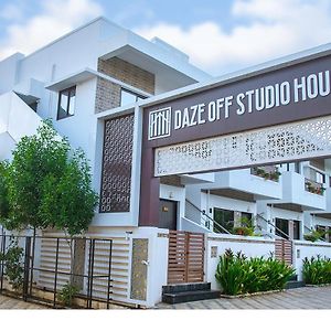 Daze Off Studio House Hotel Bhudzs Exterior photo