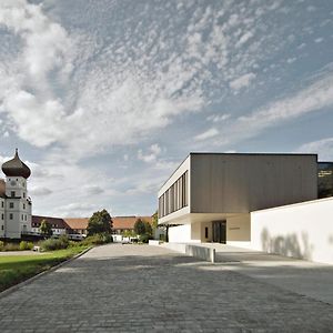 Schloss Hohenkammer Hotel Exterior photo