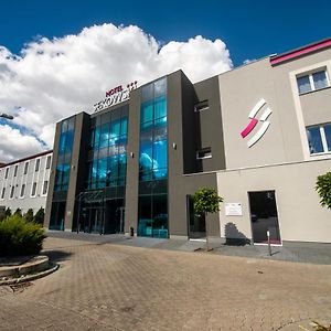 Hotel Sekowski Legnica Exterior photo