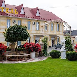 Staryj Kosiv Hotel Sztarij Kosziv Exterior photo