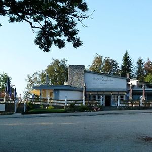 Berghaus Knopfmacher Hotel Fridingen an der Donau Exterior photo