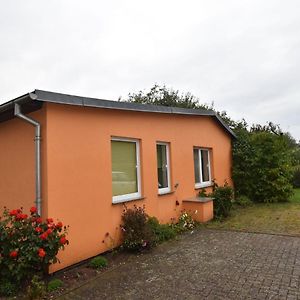 Idyllic Bungalow Near The Baltic Sea Coast Reddelich Exterior photo