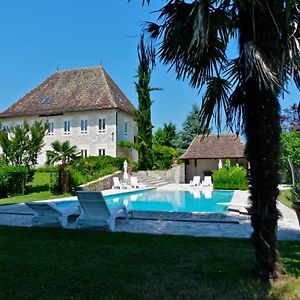 Domaine Du Manoir Panzió Les Avenières Exterior photo