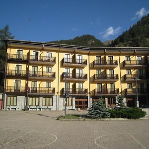 Casalpina Don Barra Hotel Pragelato Exterior photo